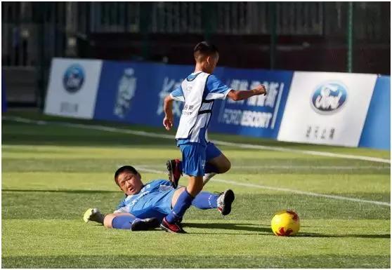 前国足彭伟国,彭伟国足球青训第一枪