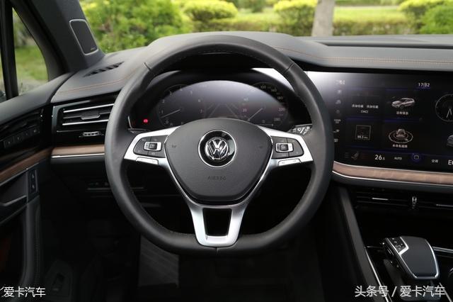 新款途锐比老款途锐小,全新大众途锐测评