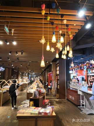 沈阳有特色的书店,沈阳值得去的书店排名