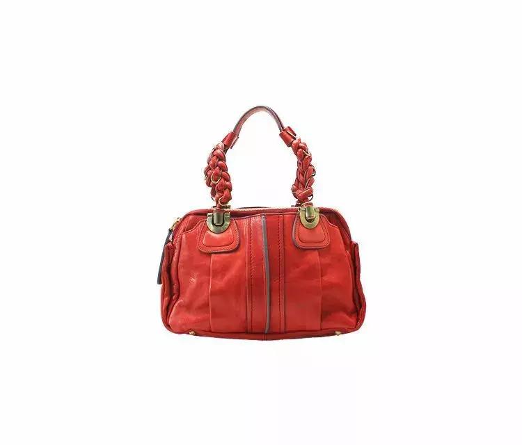 国庆出游包包里装什么,国庆出游带背包还是行李箱