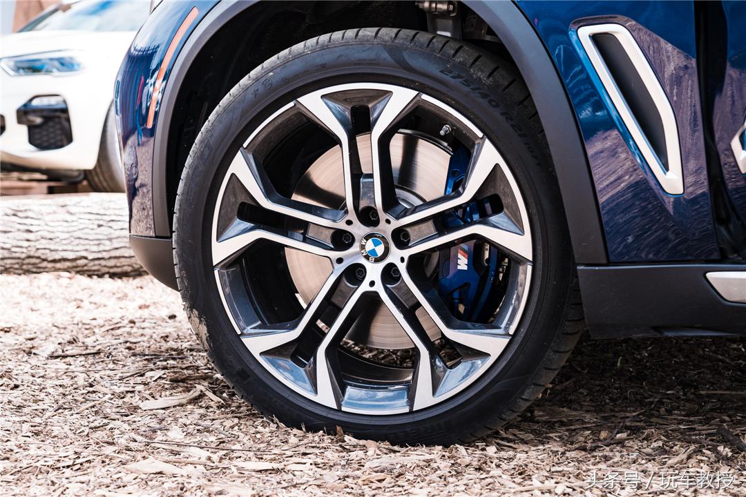 宝马x5和奔驰gle内饰对比,吐槽新款宝马