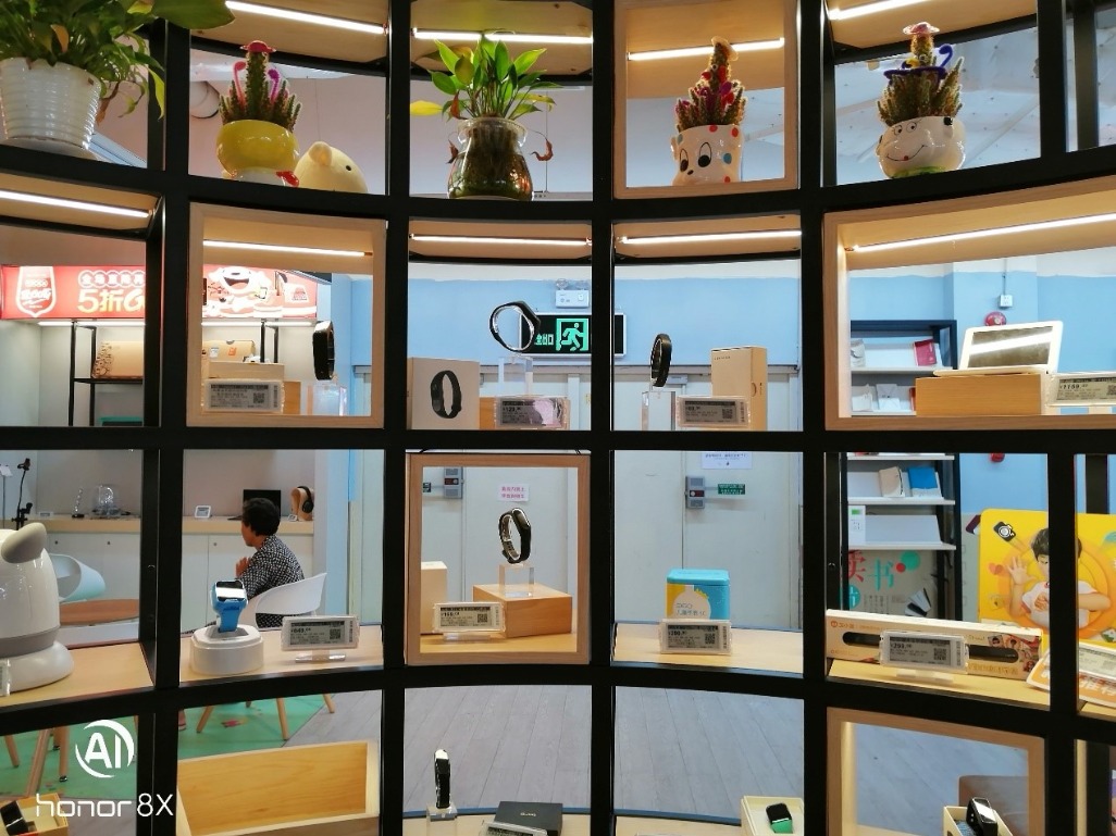 荣耀8x最新测评,千元档最强屏占比荣耀8x体验评测