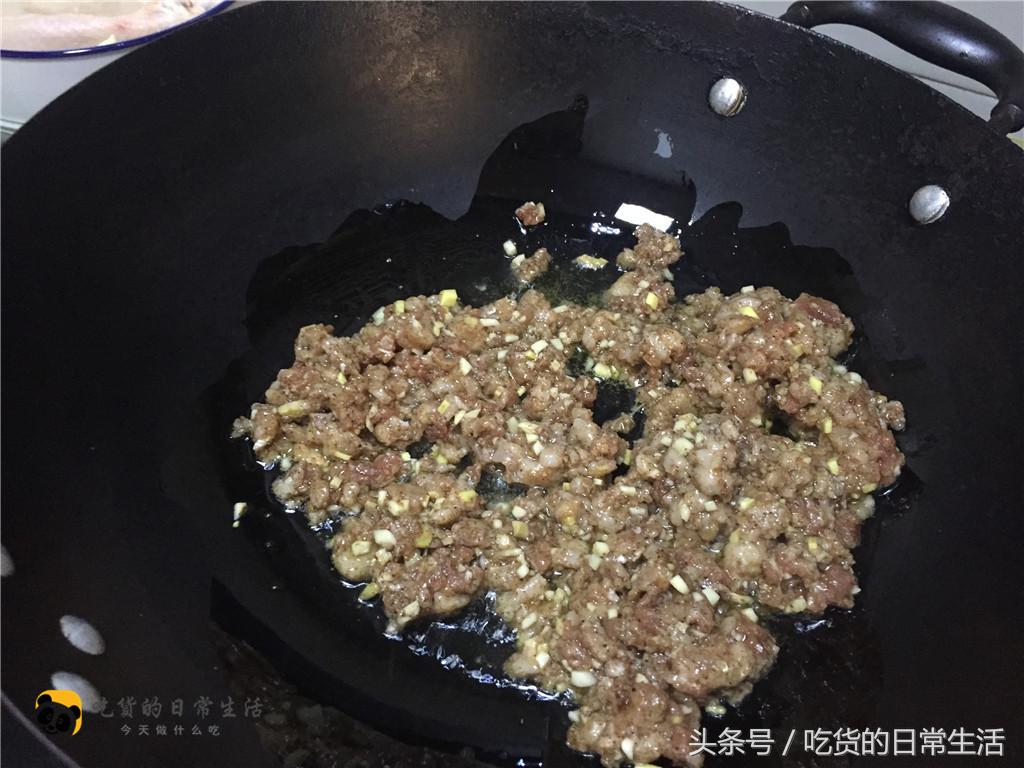 自制辣椒酱放醋好吃吗,辣椒酱和番茄搭配一起好吃吗