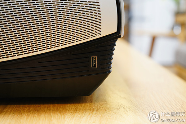 激光电视150寸坚果多少钱,坚果4k激光电视最新款