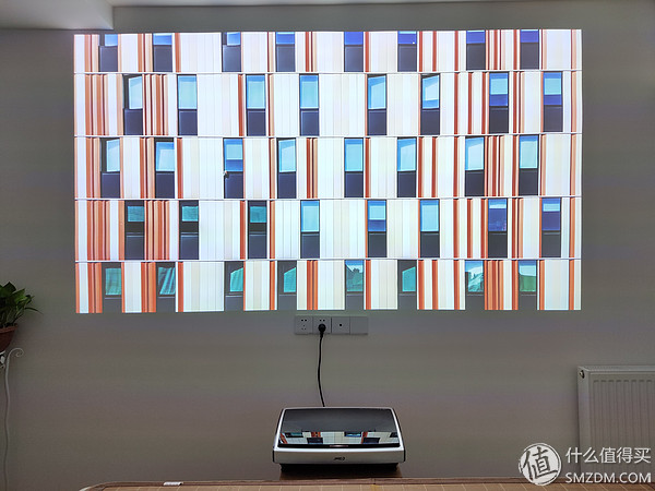 激光电视150寸坚果多少钱,坚果4k激光电视最新款