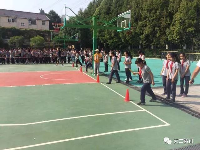 扬体育精神展青春风采课件,扬体育精神展青春风采班会