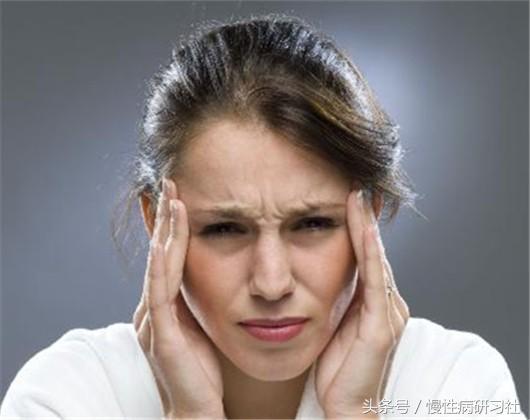 秋冬季，老人容易“头痛、脑袋发木”，子女们这样解决！