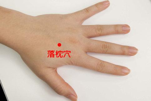 颈椎病的治疗切忌盲目推拿按摩,治疗颈椎病一般不采用哪种方法