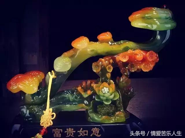 赠君黄金树，祈愿诸位大福大顺，大贵大富，大吉大利