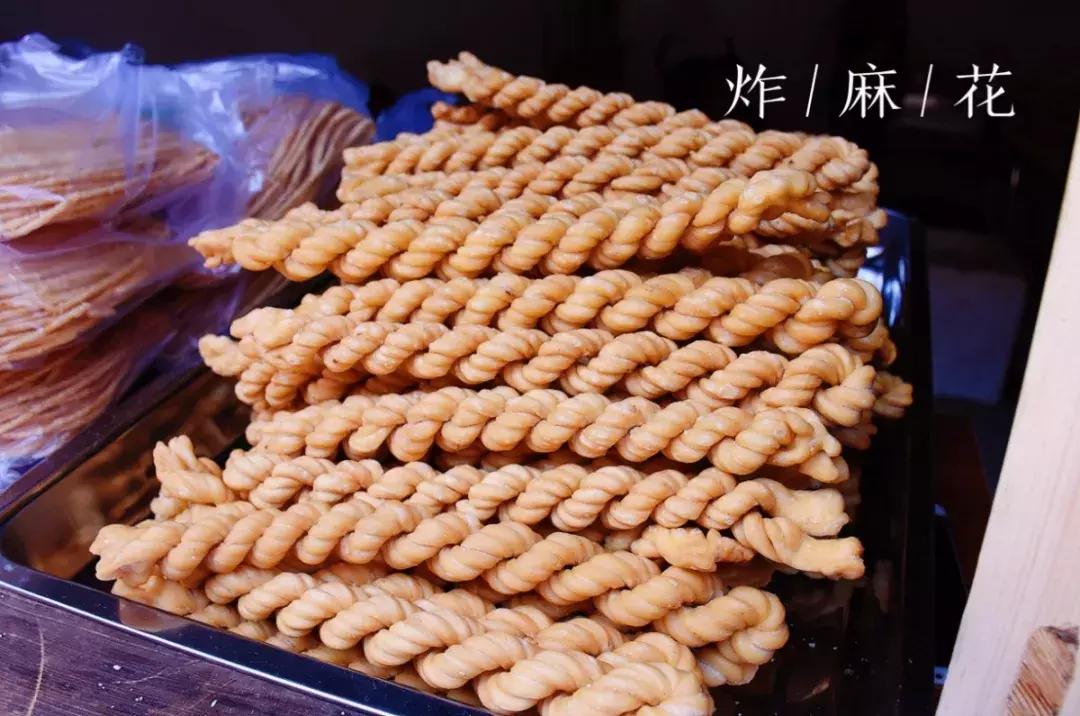 郑州足球小镇2019,郑州足球小镇有真草足球场吗