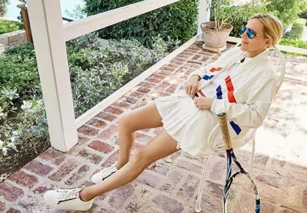 没有好看的衣服就不去打球,没一套舒服的运动装怎么锻炼