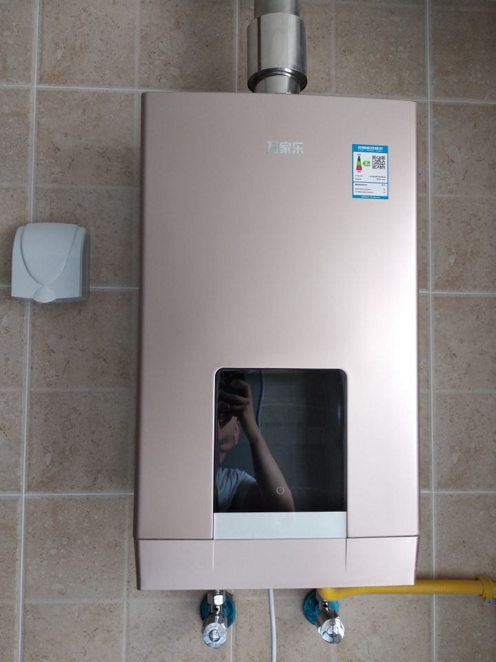 新房装修燃气热水器怎么使用,装修十大坑燃气热水器