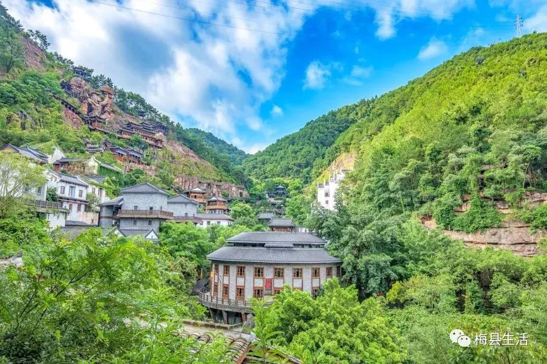 梅县玻璃桥旅游景点,梅州玻璃桥旅游真实视频