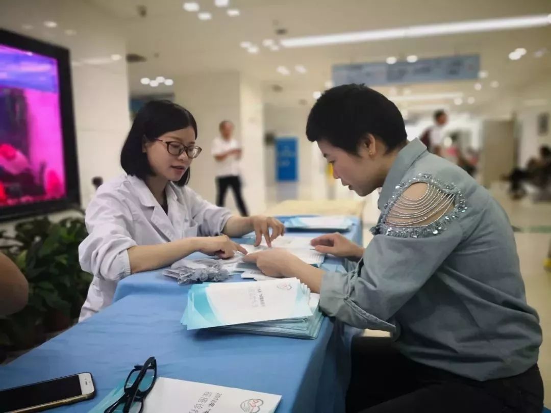 滚蛋吧痘痘史上最强祛痘指南,滚蛋吧痘痘君图片