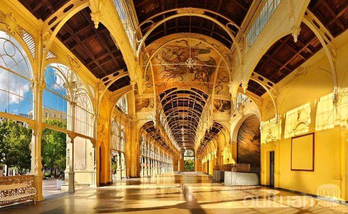 「游游」2月23日发！粉丝价459欧起！东欧六国九日壮丽情怀之旅！