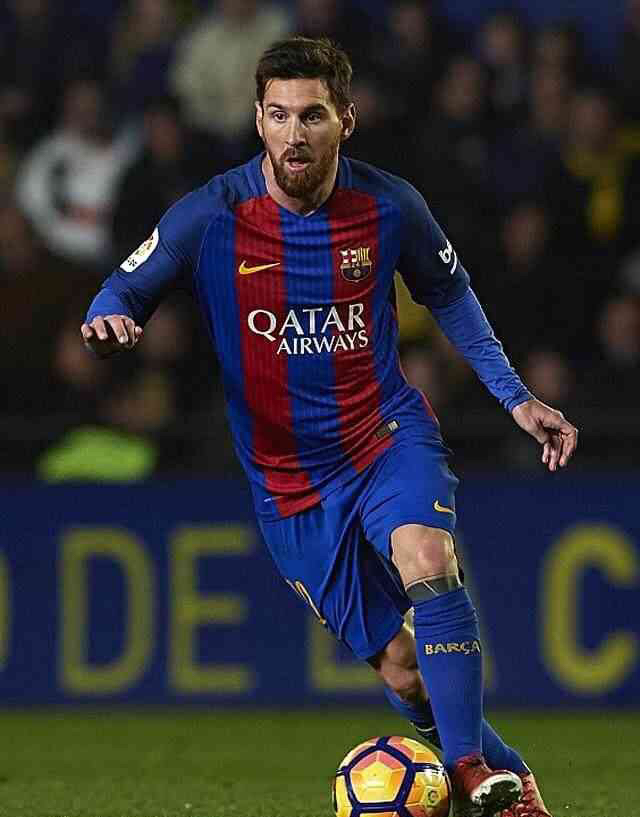 伊布评价心中最佳阵容,伊布入选过几次世界最佳阵容