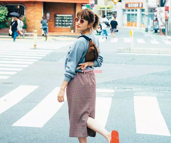 最新款套装流行时尚显瘦,夏天刚上架就火爆的洋气套装