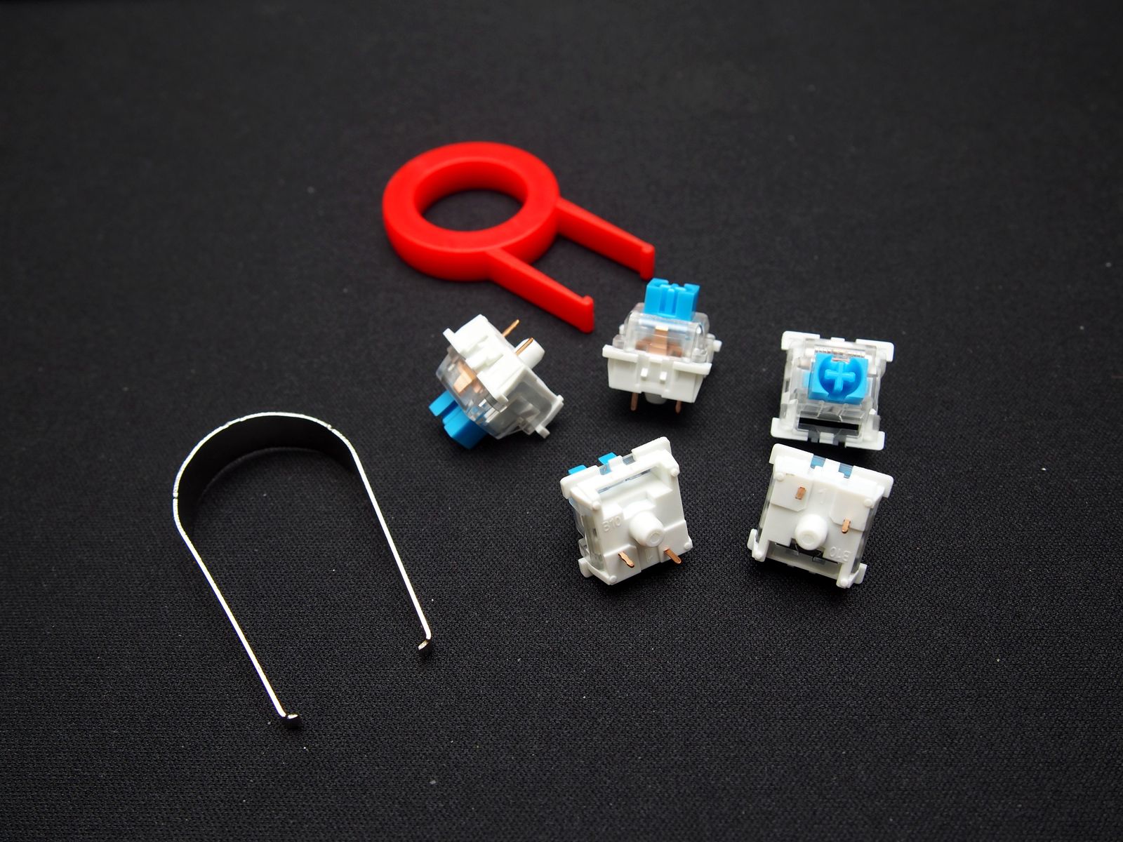 机械键盘四种轴哪个声音最小,经常打字用哪个轴的机械键盘