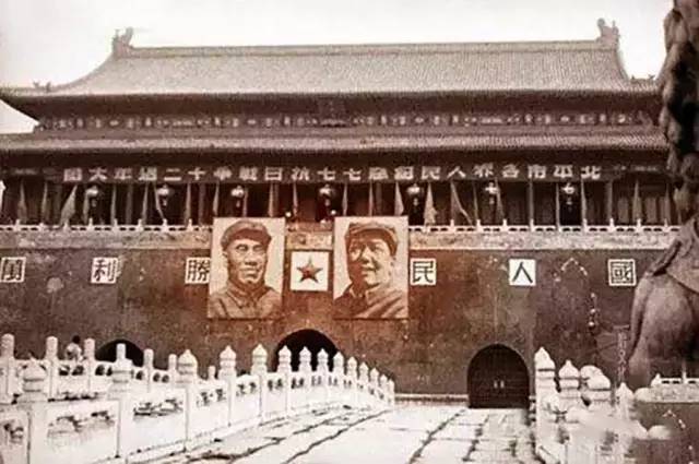 毛主席画像的诞生