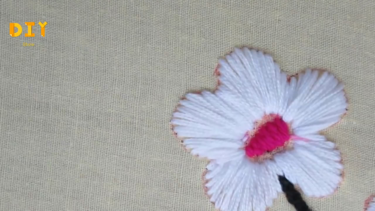 简单的樱花刺绣图,樱花刺绣教程