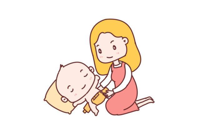 四个月男婴儿尿布上有血迹,婴儿尿布里面有血迹