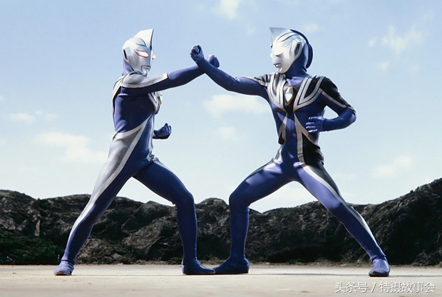 濂ョ壒鏇间笌鍋囧ゥ鐗规浖,鍋囧ゥ鐗规浖鐜╁叿瑙嗛