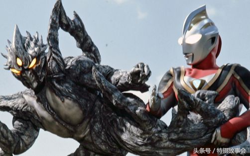 濂ョ壒鏇间笌鍋囧ゥ鐗规浖,鍋囧ゥ鐗规浖鐜╁叿瑙嗛