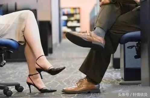 腓神经麻痹针灸穴位,治疗腓总神经针灸哪几个穴位