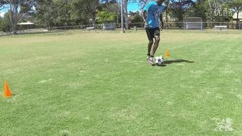 维维足球射门教程,足球球性球感训练新手