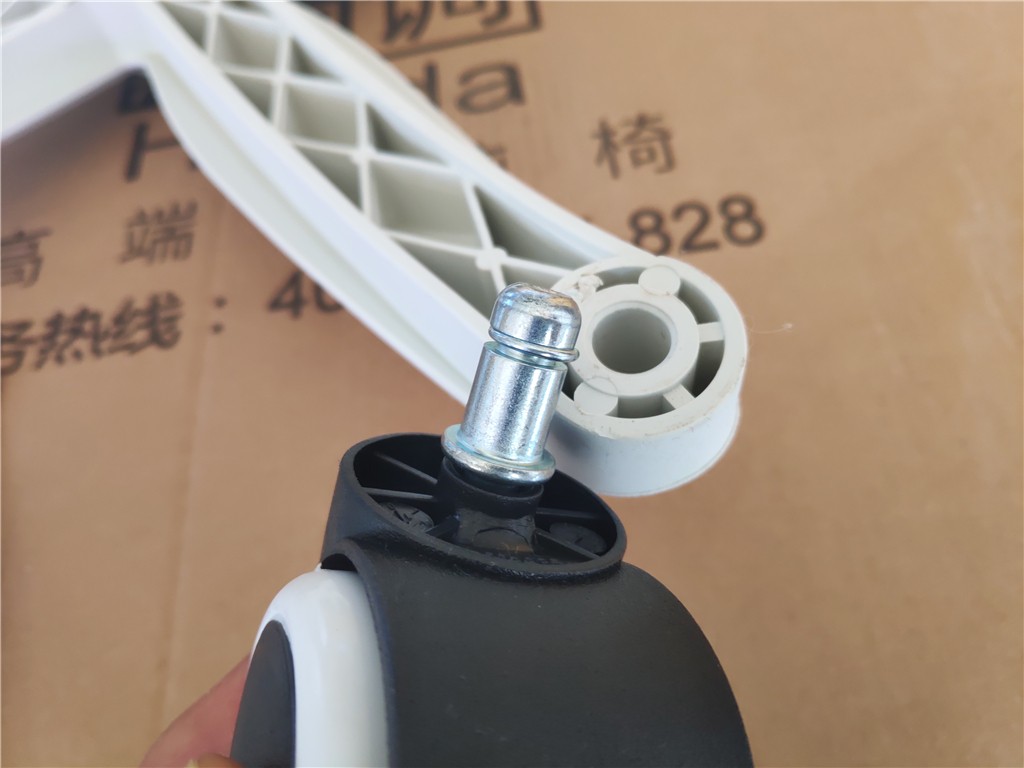 椅子中的战斗椅，春夏秋冬，一椅相伴！黑白调体验