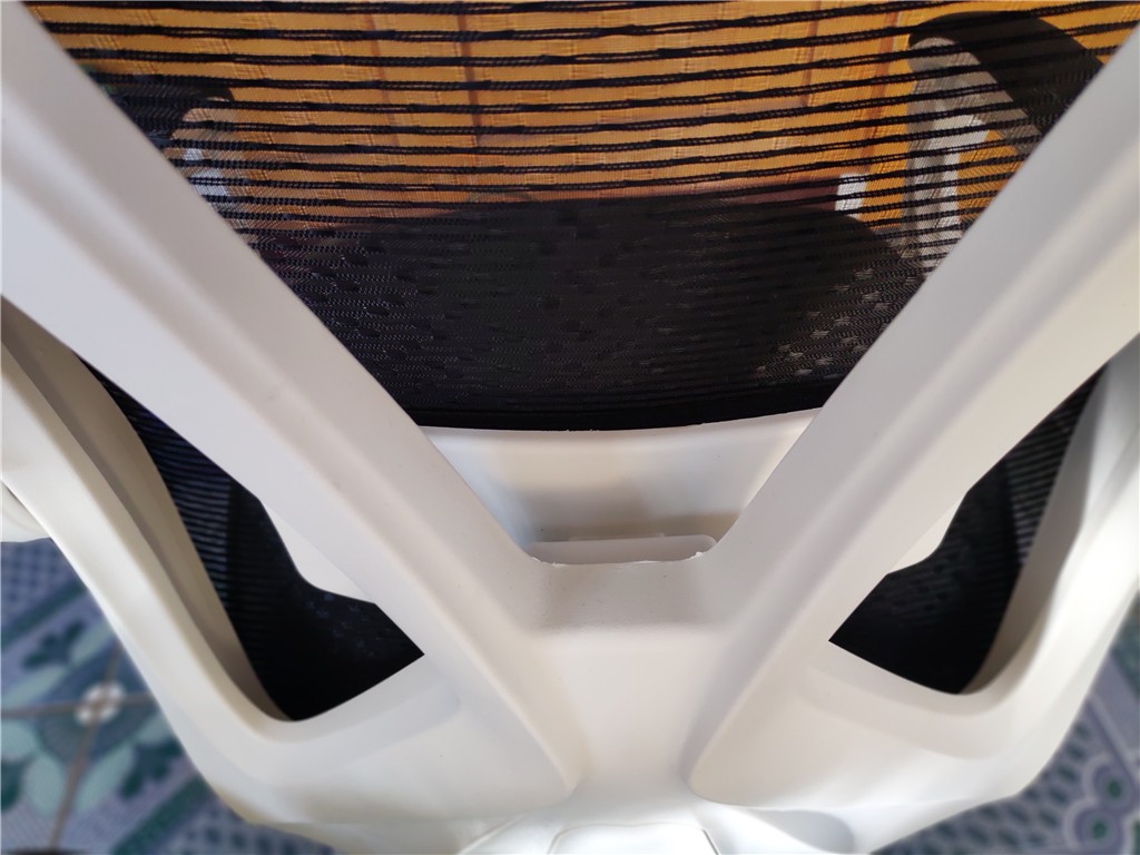 椅子中的战斗椅，春夏秋冬，一椅相伴！黑白调体验