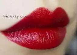 口红这几种颜色千万不要选,什么牌子的口红不敢涂
