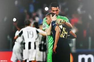 足球史上传奇人物视频,足球传奇球星1号