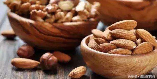 洽洽食品和三只松鼠对比分析,洽洽新品发布