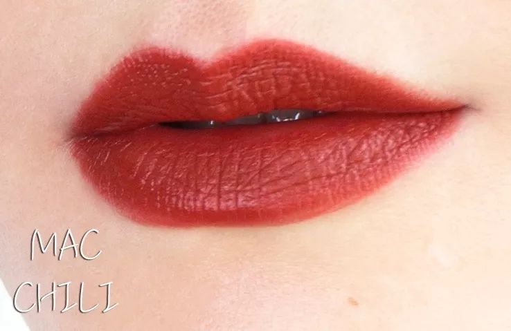 “10TOPS+4PANTS”婶儿的12天旅行穿搭！