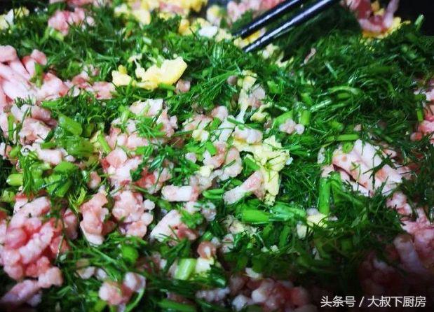 大叔包馅饼,鲜肉茴香馅饺子薄皮大馅真香