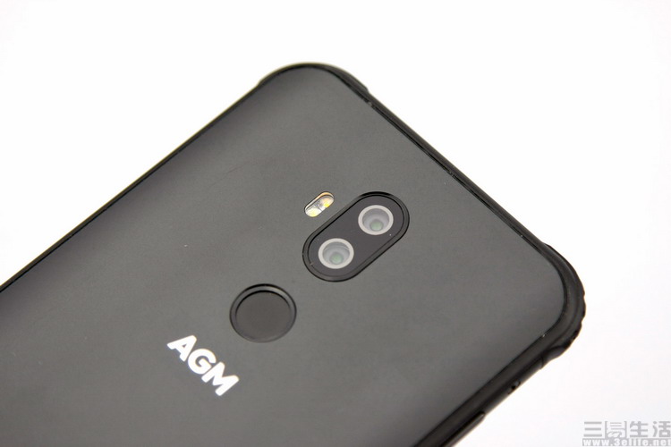 三防手机也要做大众情人测试AGMX3