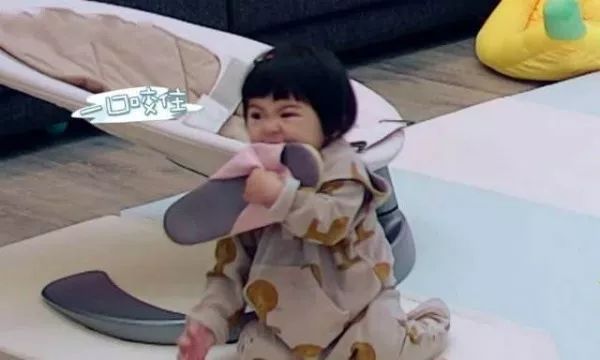 孩子吃手严重怎么戒掉,孩子吃手戒除方法