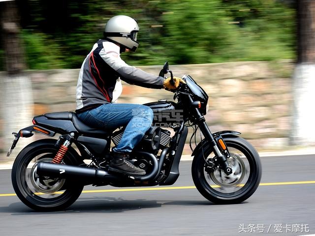 这不是你认识的哈雷试STREETROD750