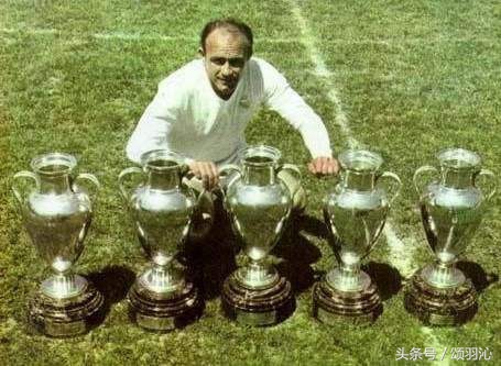 足球历史上大满贯的球员有哪些,足球选手得好几个冠军