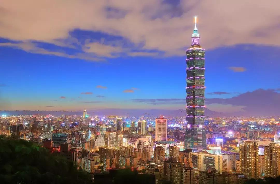 深扒完中国锦鲤的免费旅行清单之后,我也没有那么羡慕了哼!