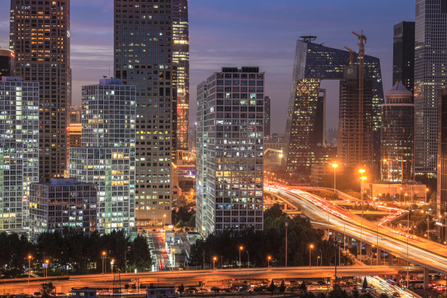 佳能专微电池续航好吗,佳能高感升级