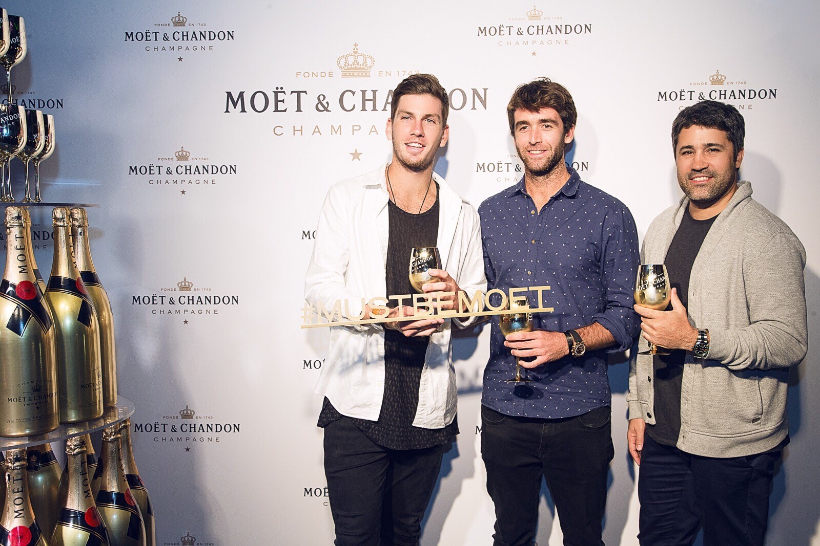 酩悦香槟与拿破仑,酩悦香槟上海新天地