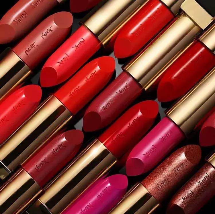 精选这5款圣诞限定彩妆,准备好你的钱