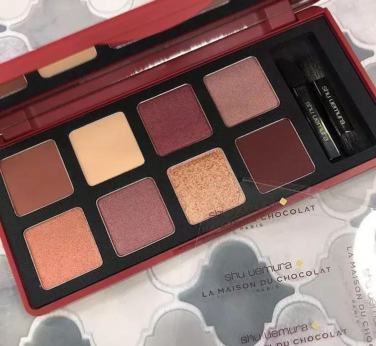 精选这5款圣诞限定彩妆,准备好你的钱