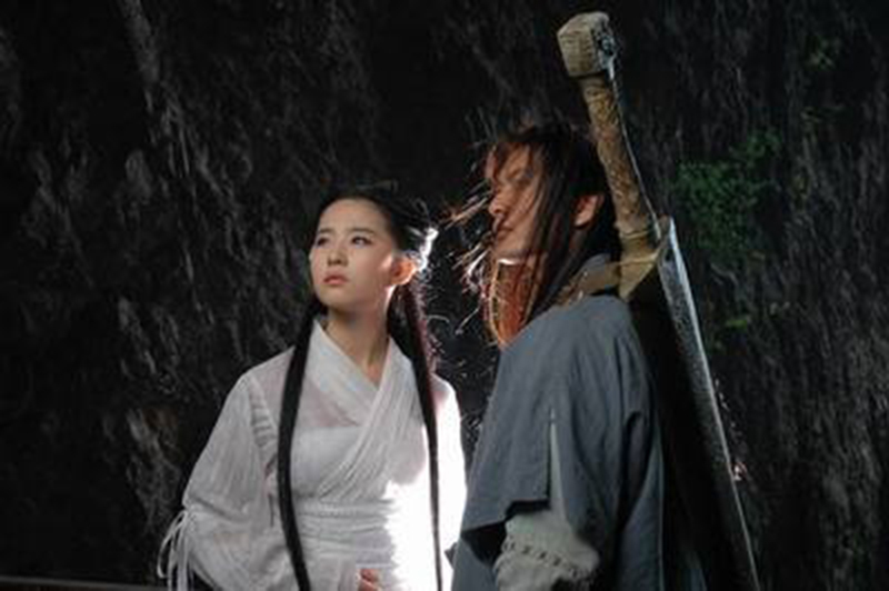 小龙女练玉女真经的功力,小龙女的武功达到五绝的水平了