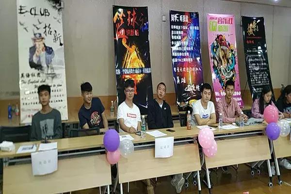 社团联合会招新视频怎么做,社团招新现场热闹非凡