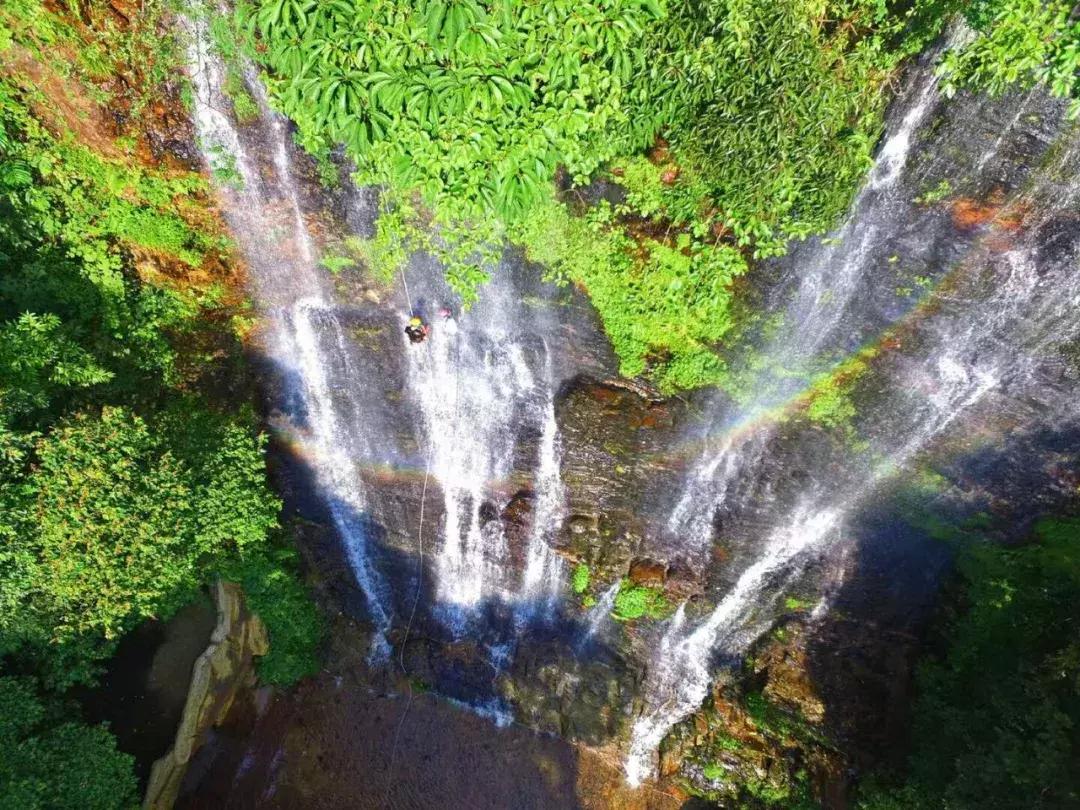 他在桂林复刻出《色戒》同款院子，还引来了《芳华》作者严歌苓