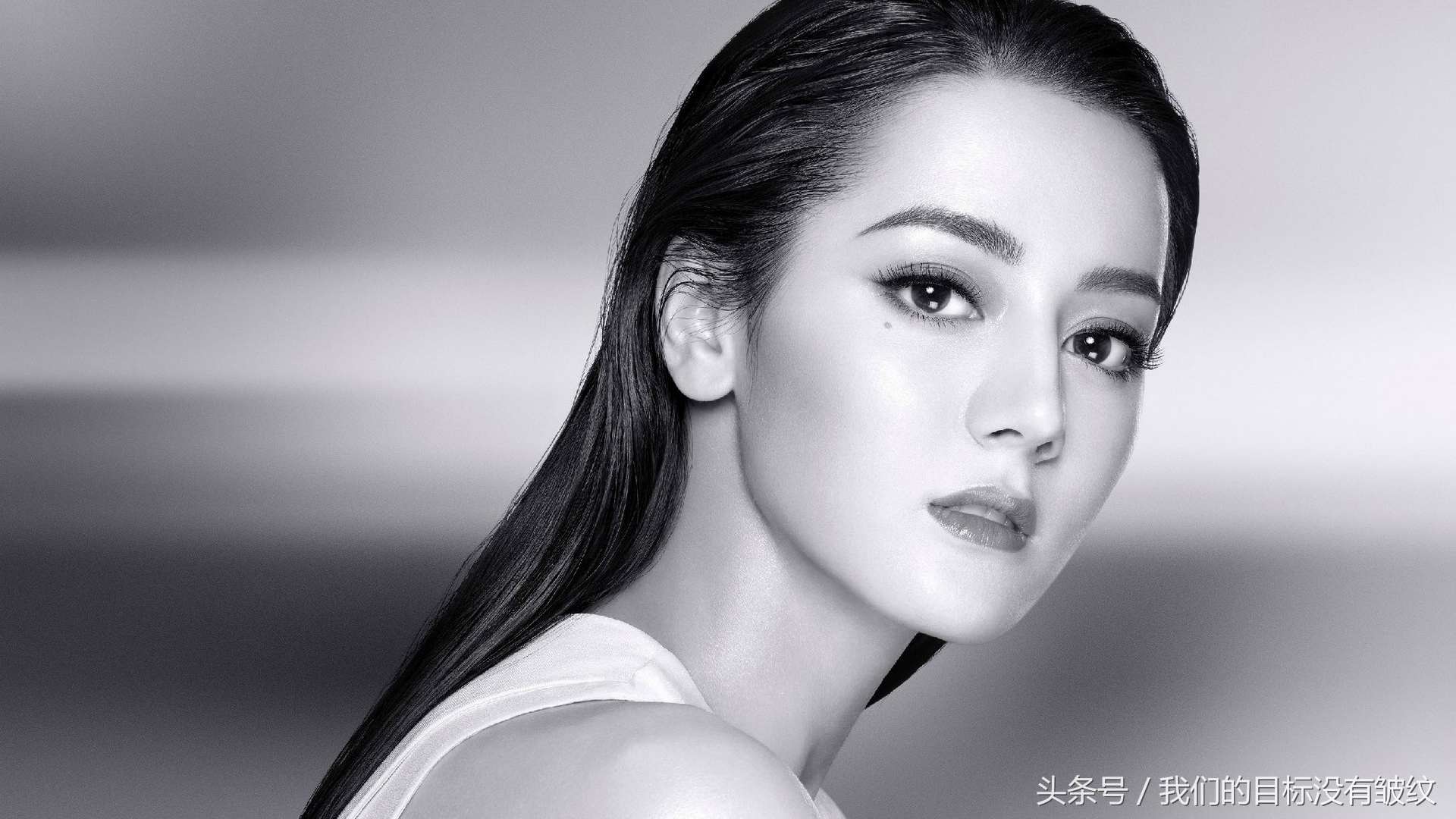 怎么选择一款适合自己的眼霜,珀莱雅红宝石眼霜适合什么年龄