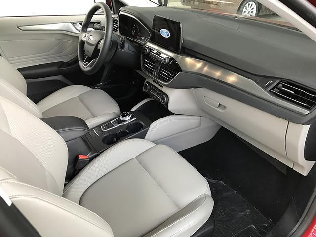 全新福克斯两厢二手,福克斯两厢1.6最新报价